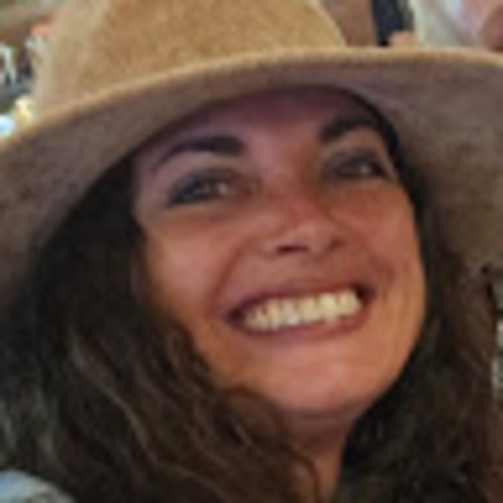 Meet your Posher, Adriane